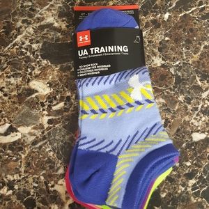 *3/$30* NWT Under Armour Girls Socks 6 pack